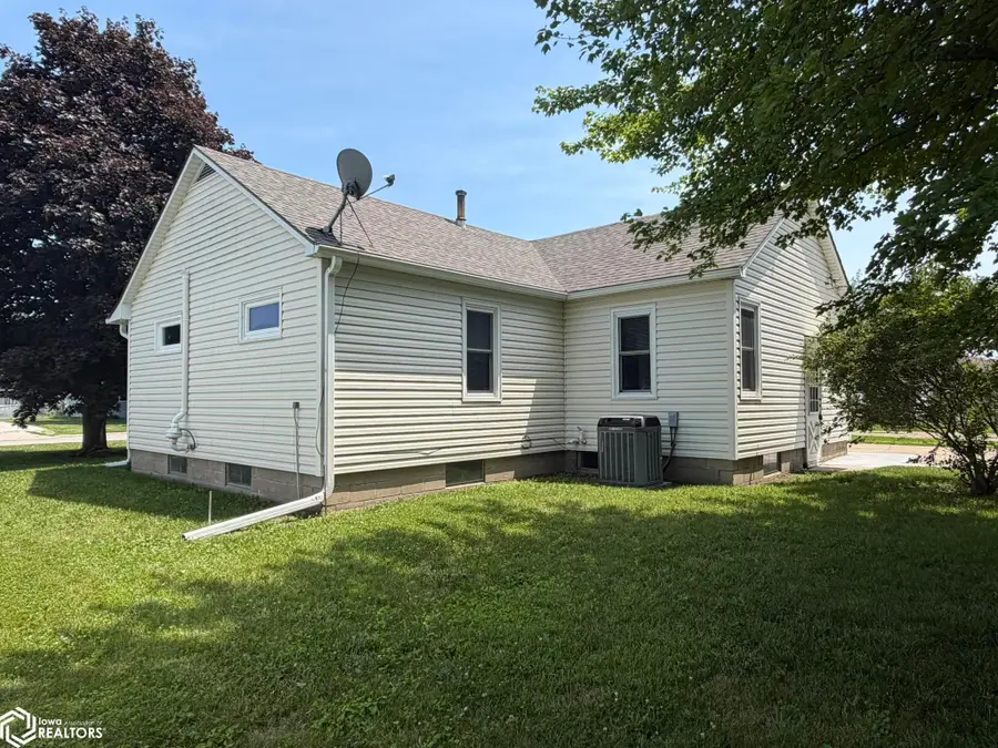 1429 Prince Street, Grinnell, IA 50112 - #2