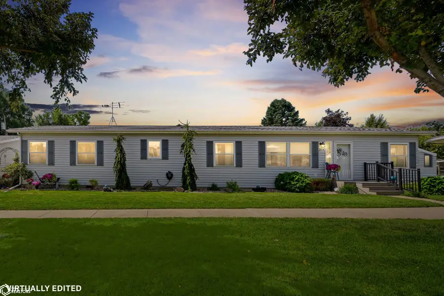 2714 Arnold Drive, Marshalltown, IA 50158 - #2