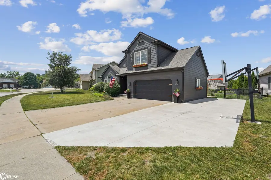 1326 NW Shoreline Court, Ankeny, IA 50023 - #3