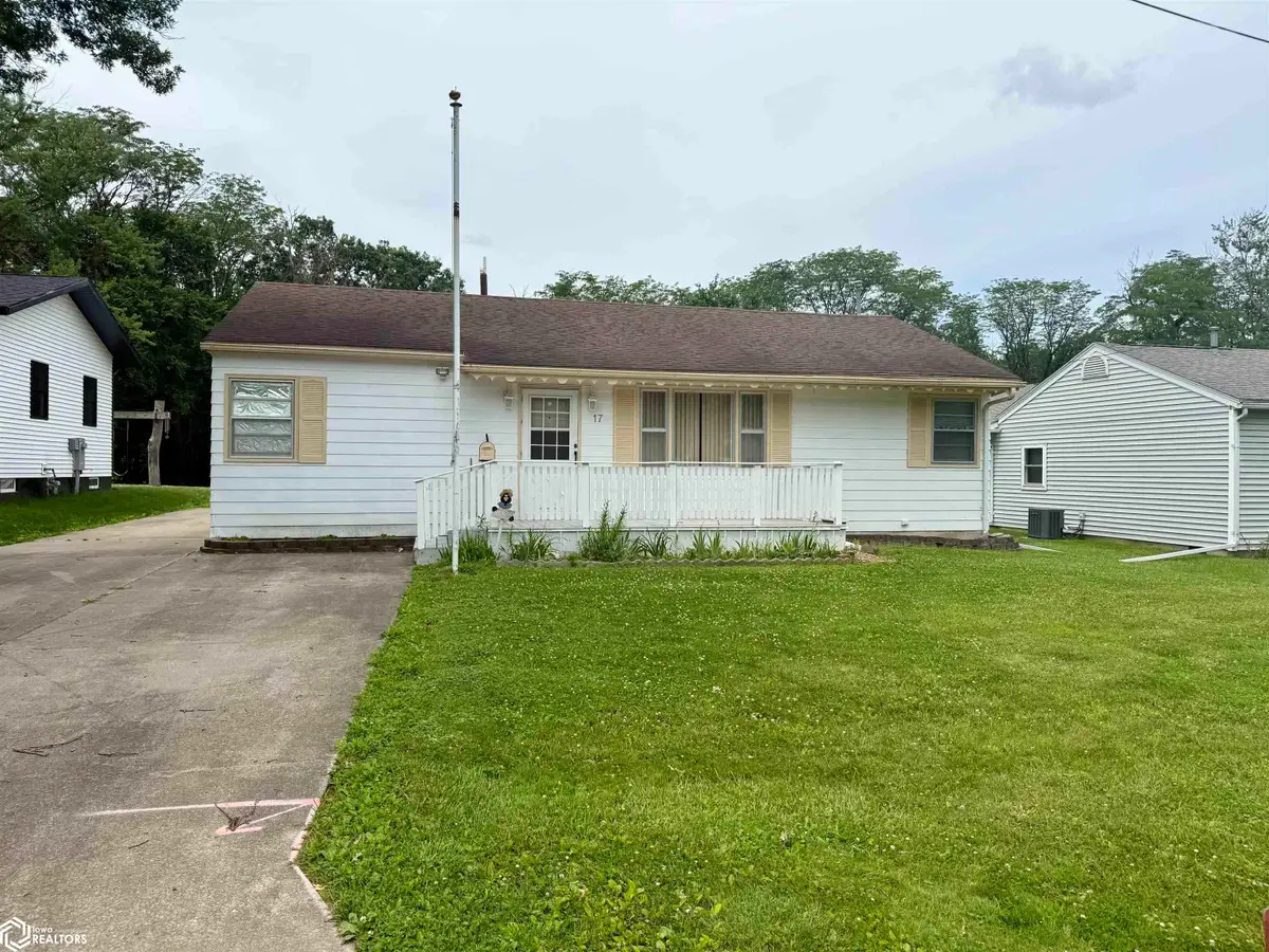 17 Asbury Circle, Ottumwa, IA 52501 - #1