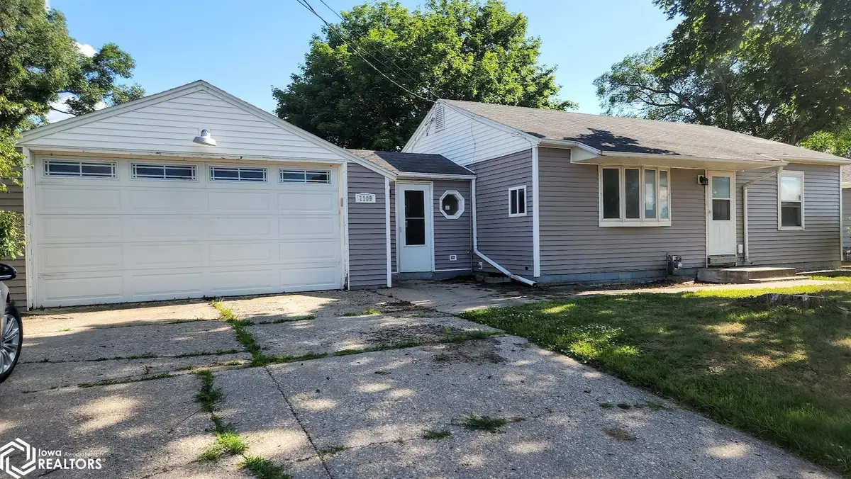 1109 12th Street Nw, Mason City, IA 50401 - #1