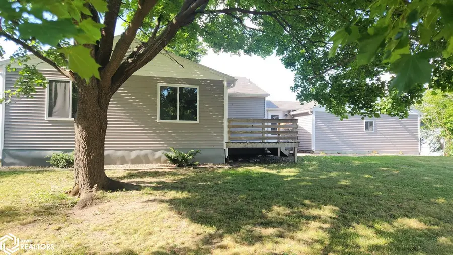 1109 12th Street Nw, Mason City, IA 50401 - #3
