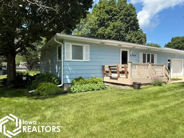 509 6th Avenue S, Humboldt, IA 50548 - #1