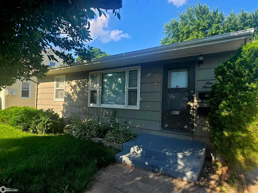 911 N Polk Avenue, Mason City, IA 50401 - #3