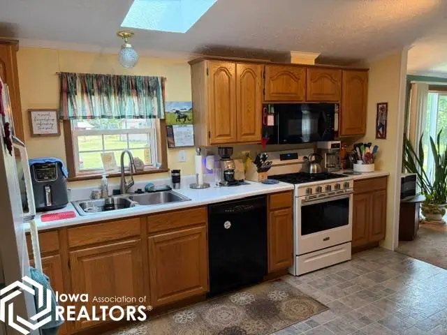 14870 300th Court, Mason City, IA 50401 - #3