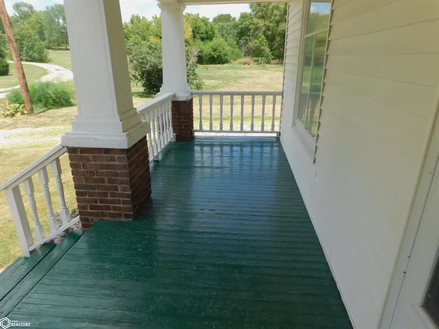 513 Maple Street, Deloit, IA 51441 - #2