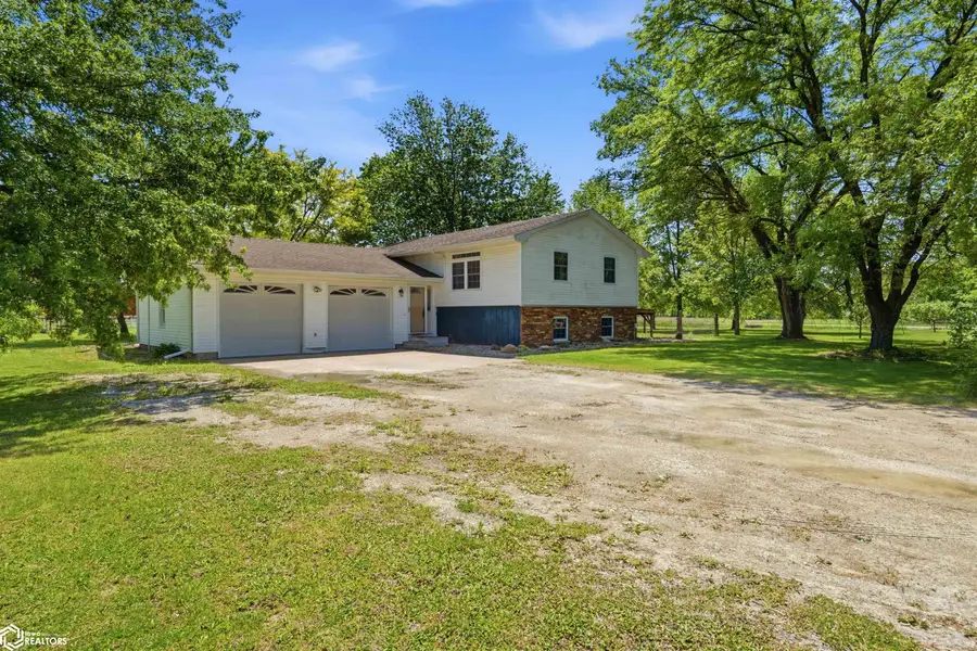 2942 Country Acres Drive, Danville, IA 52623 - #2