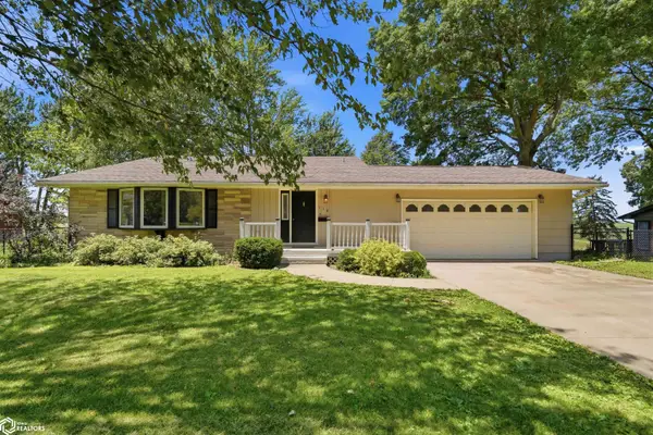 116 Orchard Lane, New London, IA 52645