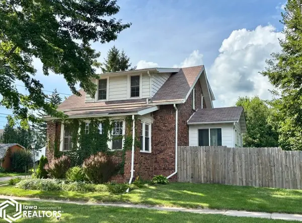 1105 E Broadway Avenue, Fairfield, IA 52556