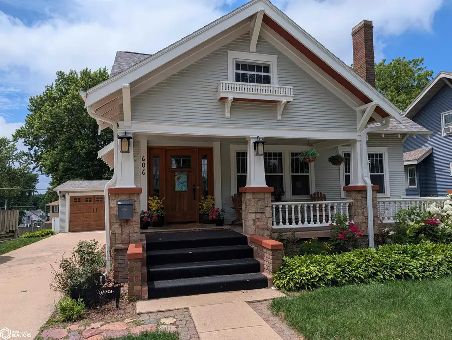606 Barnes Street, Ida Grove, IA 51445 - #2
