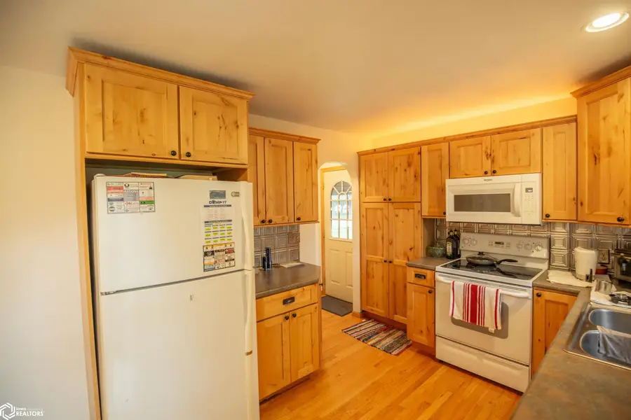 1308 E State Street, Algona, IA 50511 - #2