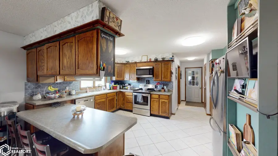10910 Ulmus Avenue, Rockford, IA 50468 - #2