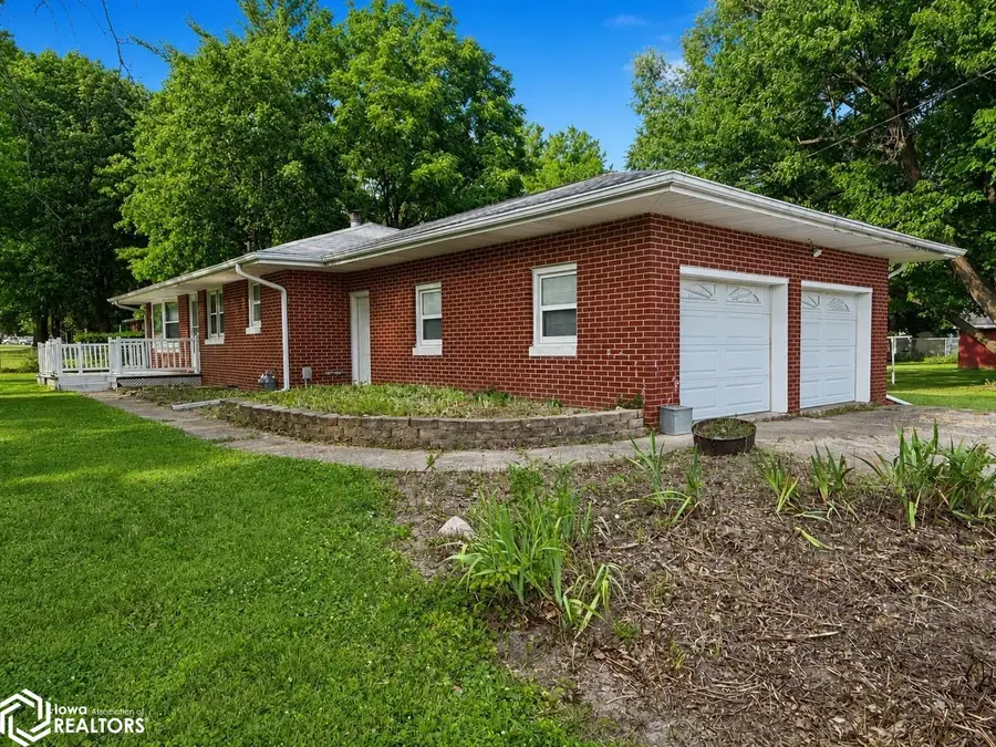 11818 Dmc Highway 99, Burlington, IA 52601 - #2