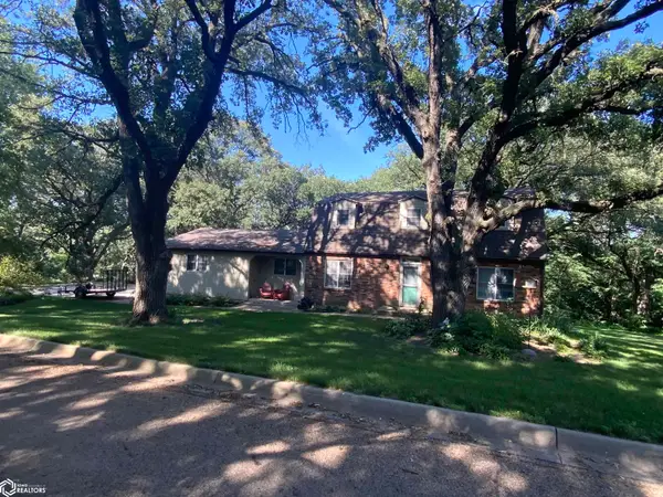 2392 Oak Brook Drive, Denison, IA 51442