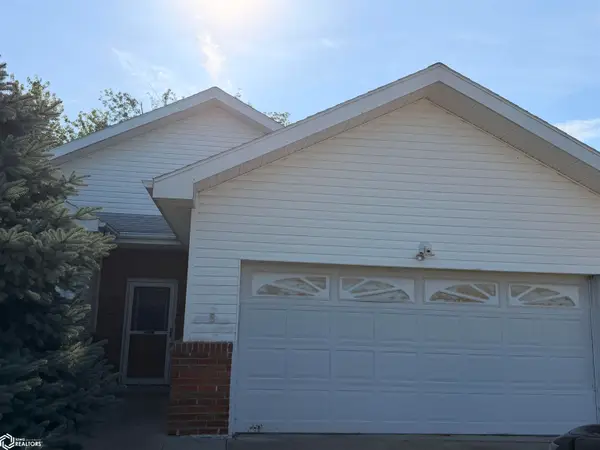 1001 Cherry Hills Drive, Shenandoah, IA 51601