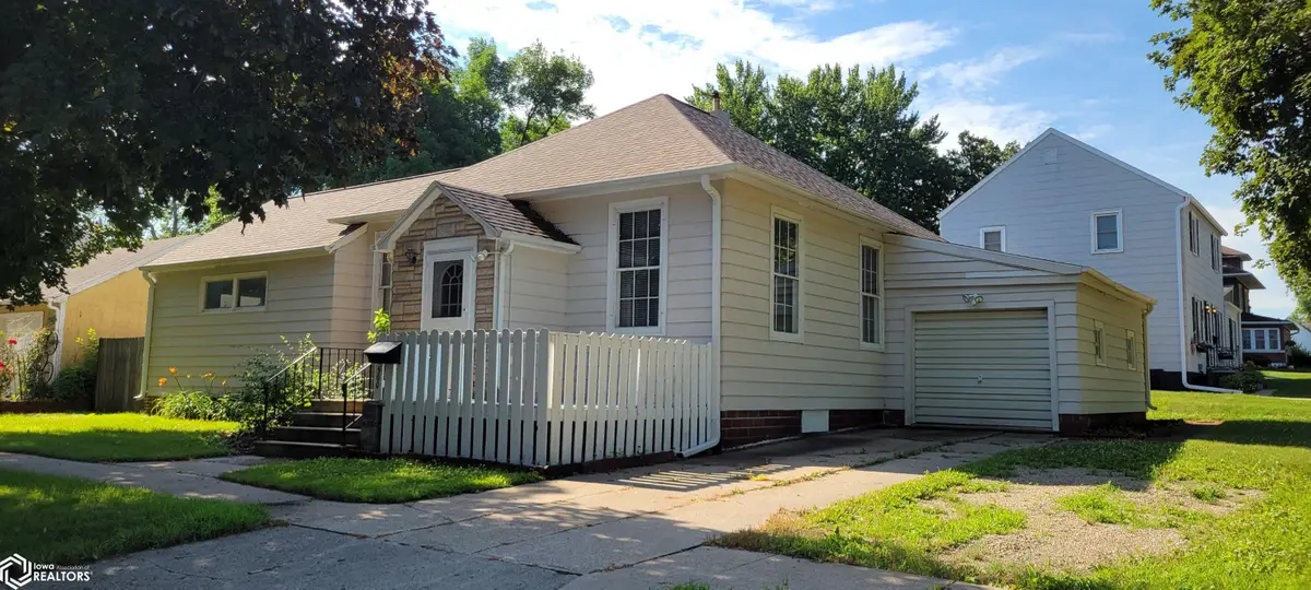 500 E Elm, Algona, IA 50511 - #1