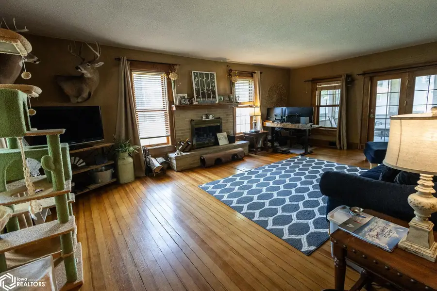 707 N 4th Street, Clear Lake, IA 50428 - #2