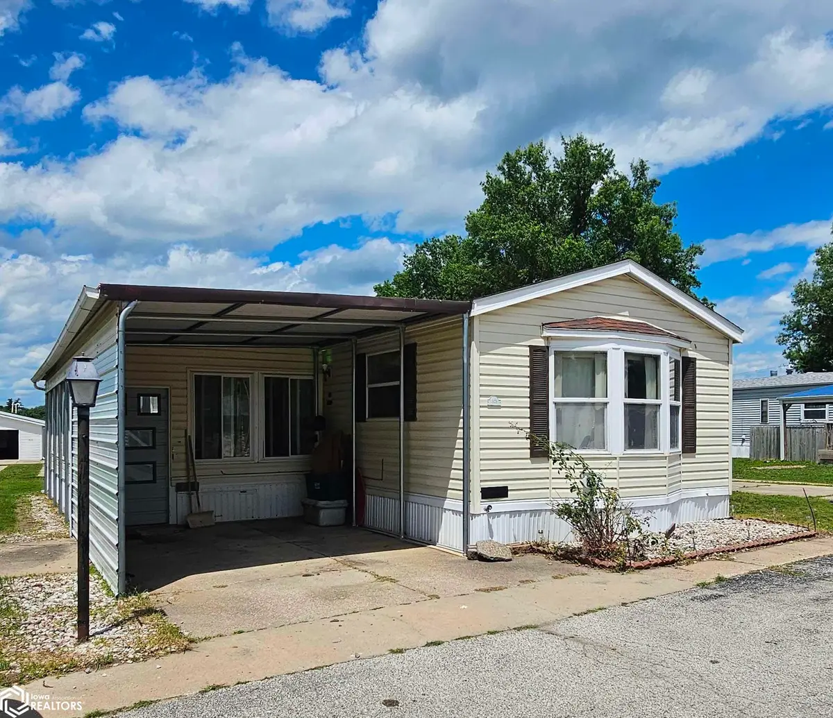 807 Flagship, Creston, IA 50801 - #1