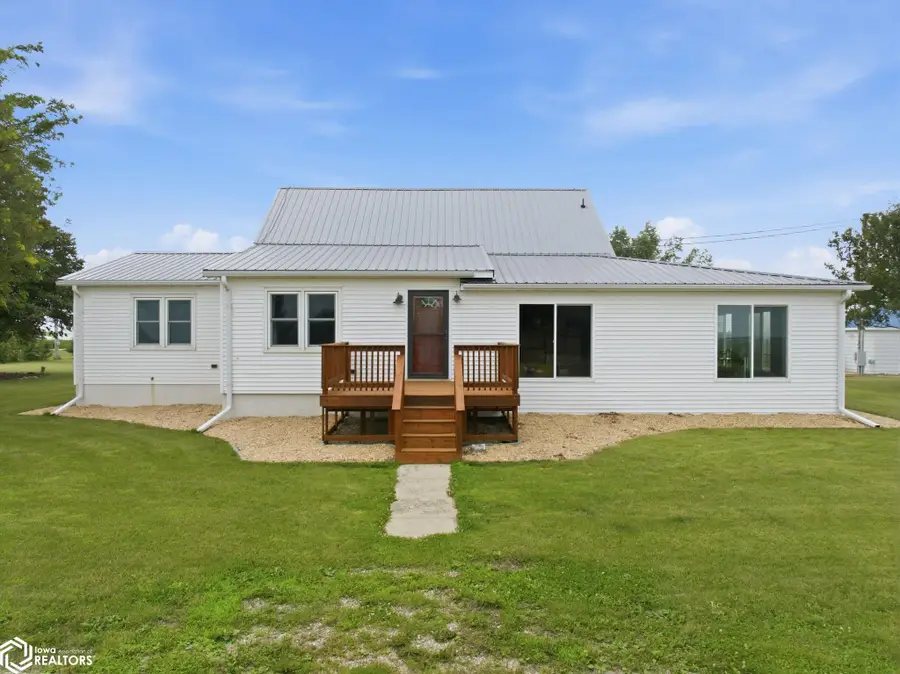 2131 190th Street, Charles City, IA 50616 - #3