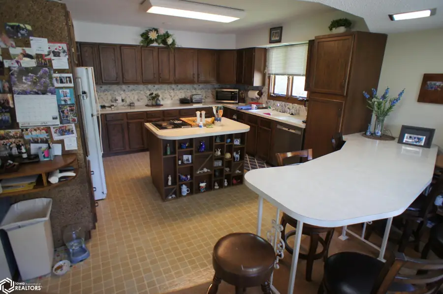2615 Timberlane Trail, Webster City, IA 50595 - #3