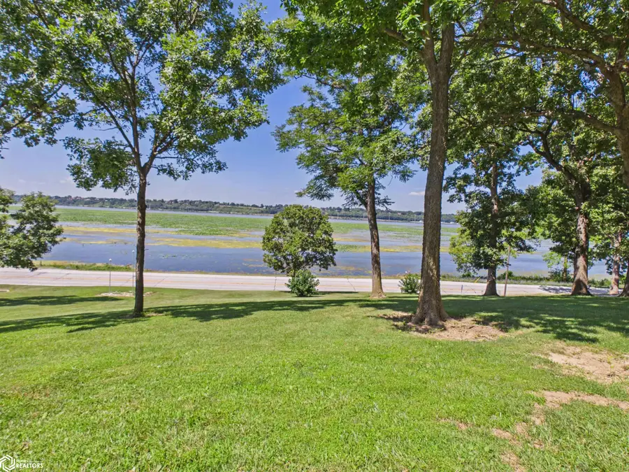 1513 N State Hwy 96, Hamilton, IL 62341 - #3