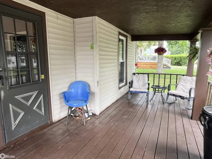 521 S 2nd Street, Albia, IA 52531 - #3
