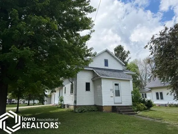 826 Main Avenue N, Britt, IA 50423