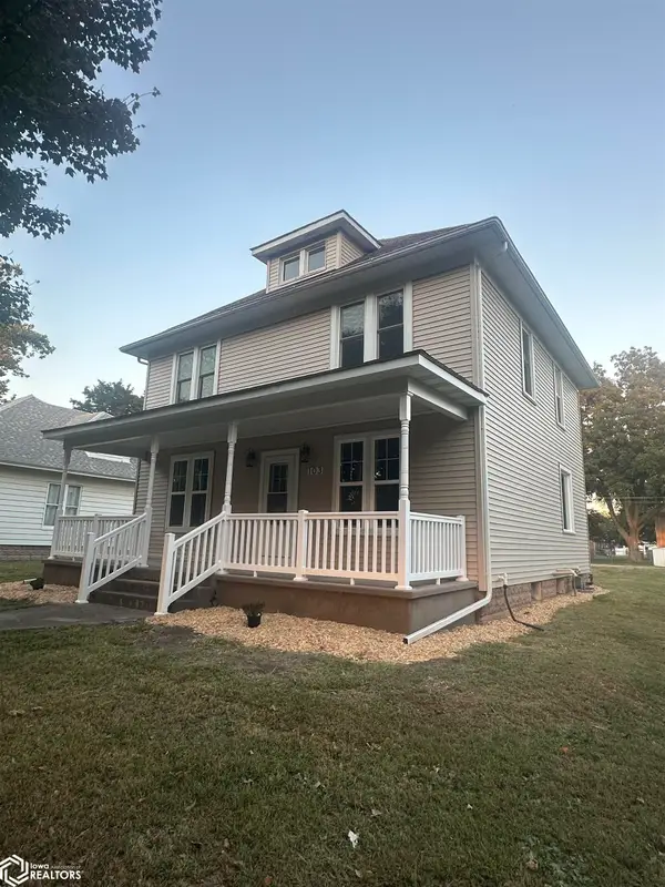 103 S Clark Street, Winfield, IA 52659