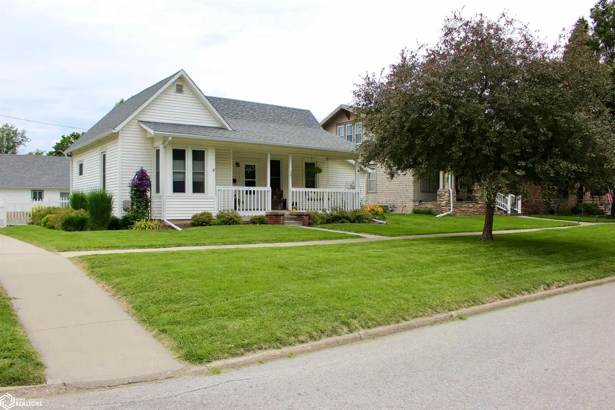 301 5th Street, Griswold, IA 51535 - #1