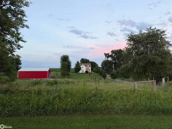 1876 Monroe Avenue, Tipton, IA 52772