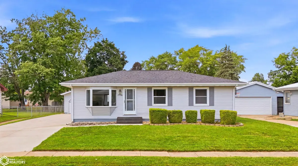 1516 Parkway Drive, Burlington, IA 52601 - #1