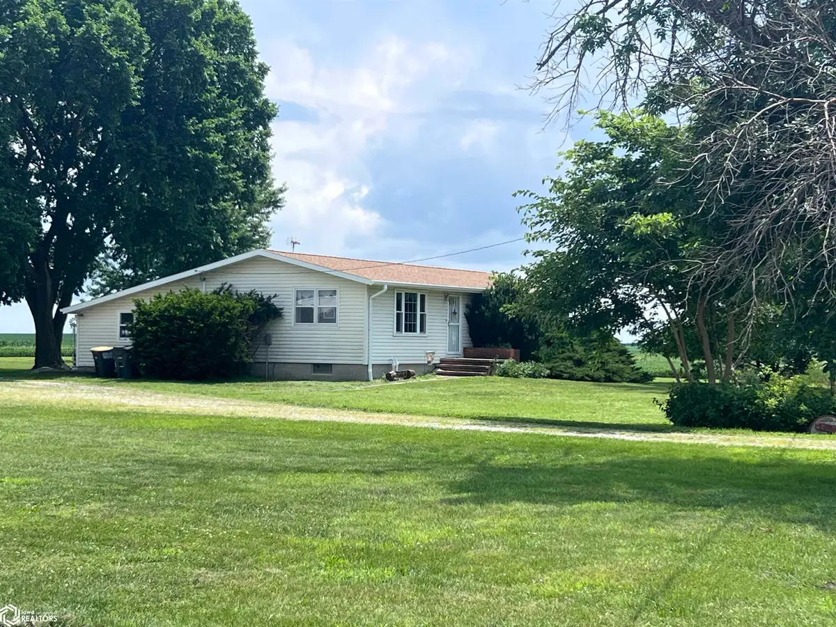 1204 S Jackson Avenue, Eagle Grove, IA 50533 - #1