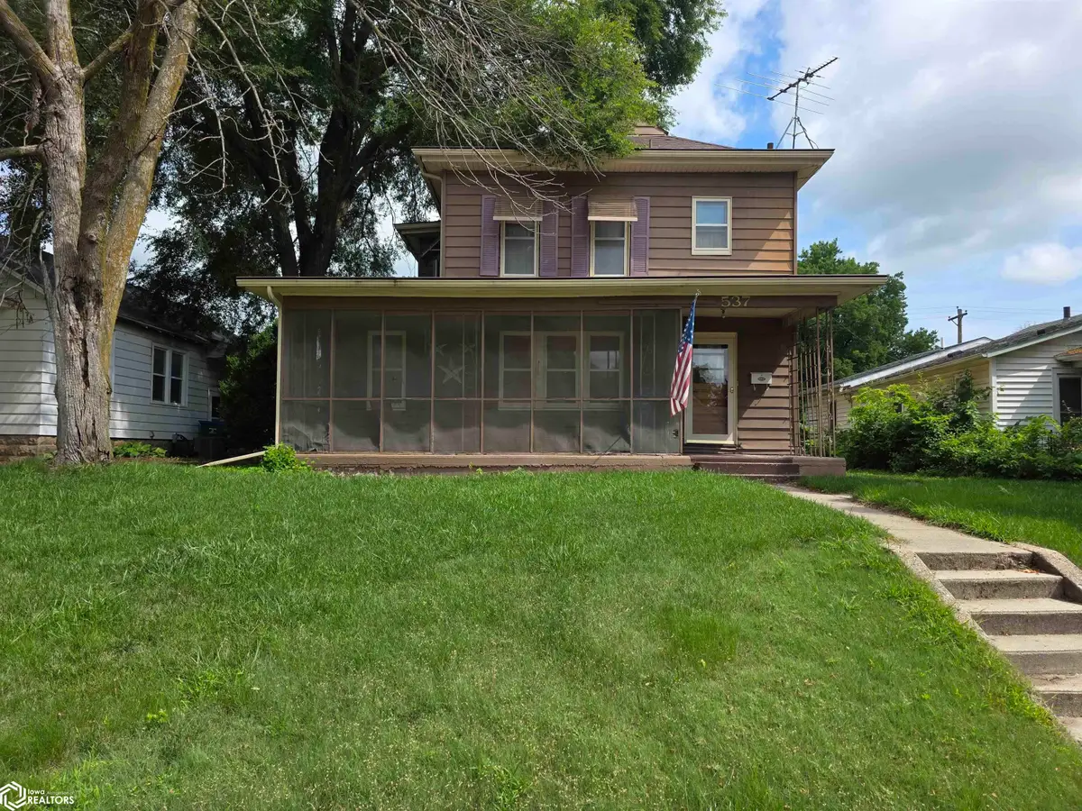 537 Bank Street, Webster City, IA 50595 - #1