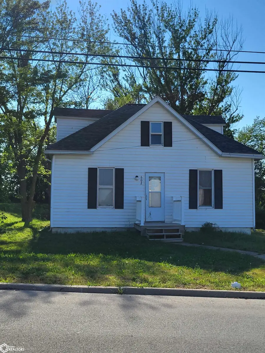 602 1st Street S, Chariton, IA 50049 - #2