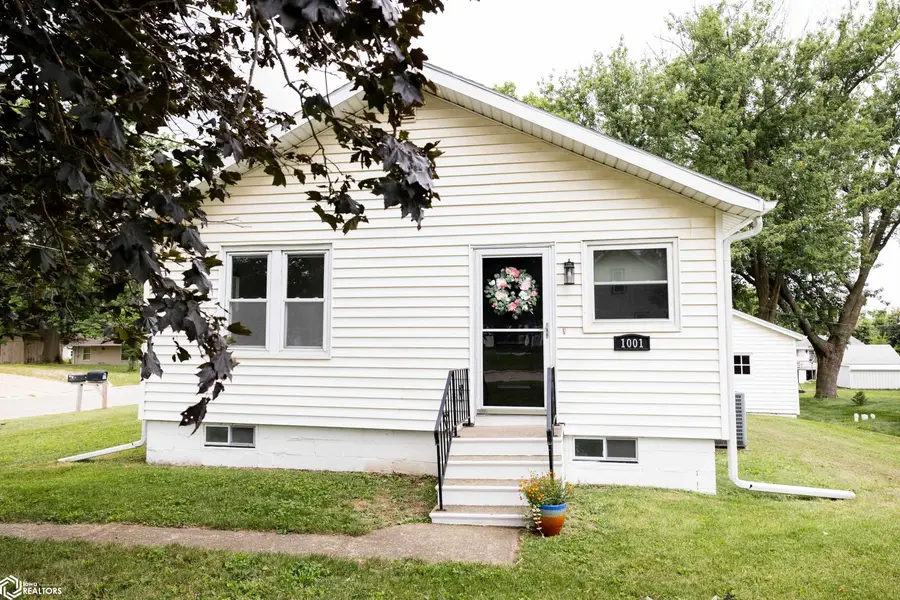 1001 N 8th Street, Chariton, IA 50049 - #3