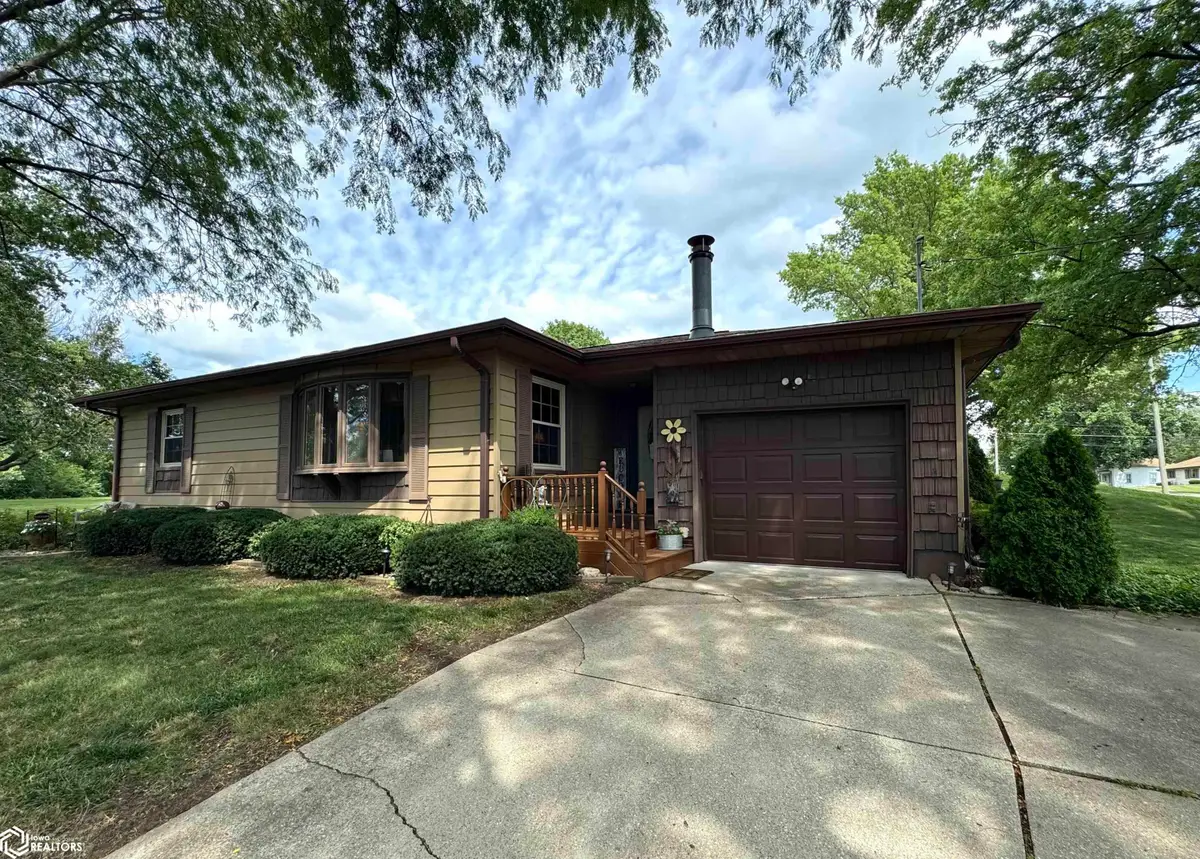 401 N Bureau Street, Creston, IA 50801 - #1