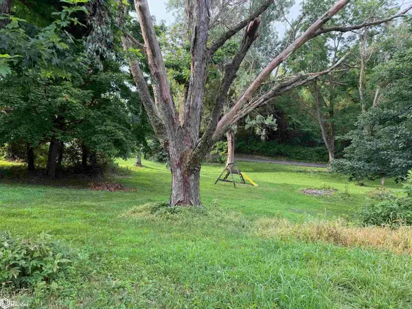 4 Hickory Lane, Warsaw, IL 62379