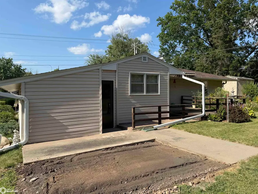 820 Ilion Avenue, Chariton, IA 50049 - #3