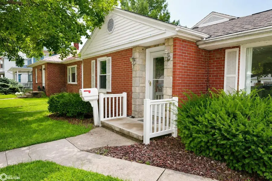 1432 Avenue F, Fort Madison, IA 52627 - #2