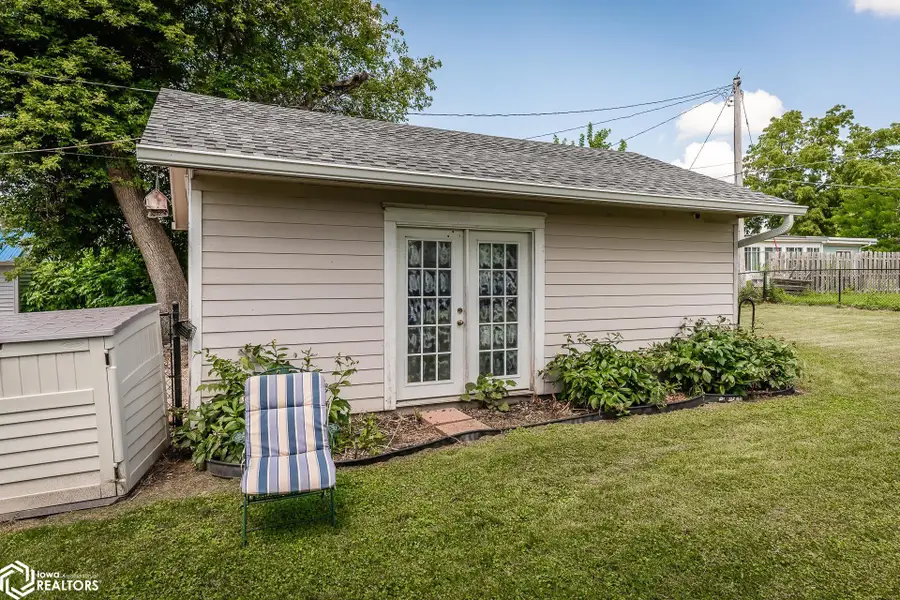 1505 W State Street, Marshalltown, IA 50158 - #3