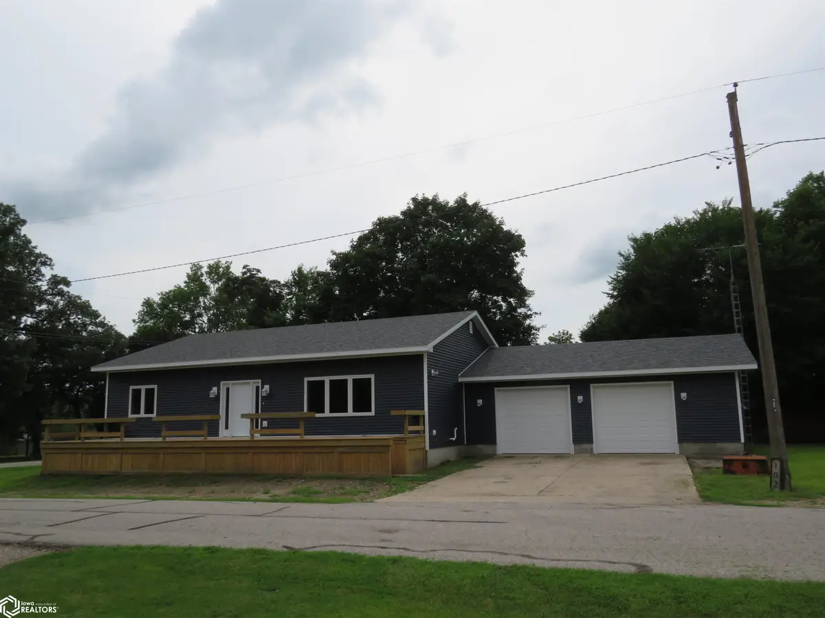 102 N Market Street, Rock Falls, IA 50467 - #1