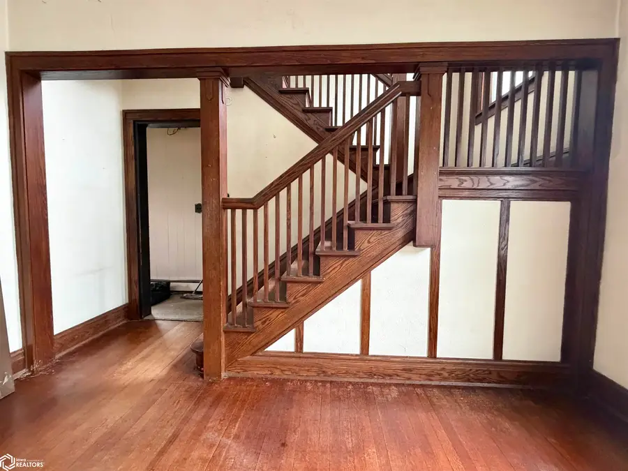 626 E 7th Street N, Newton, IA 50208 - #3