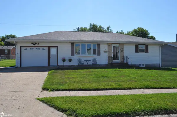 421 S Maple Street, Carroll, IA 51401