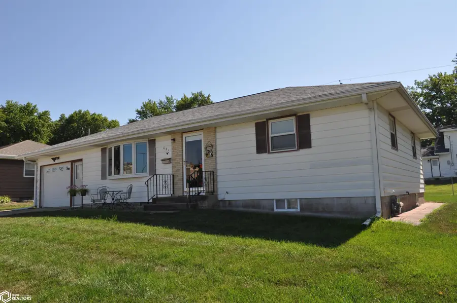 421 S Maple Street, Carroll, IA 51401 - #3