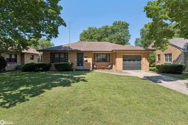 616 S Vermont Avenue, Mason City, IA 50401