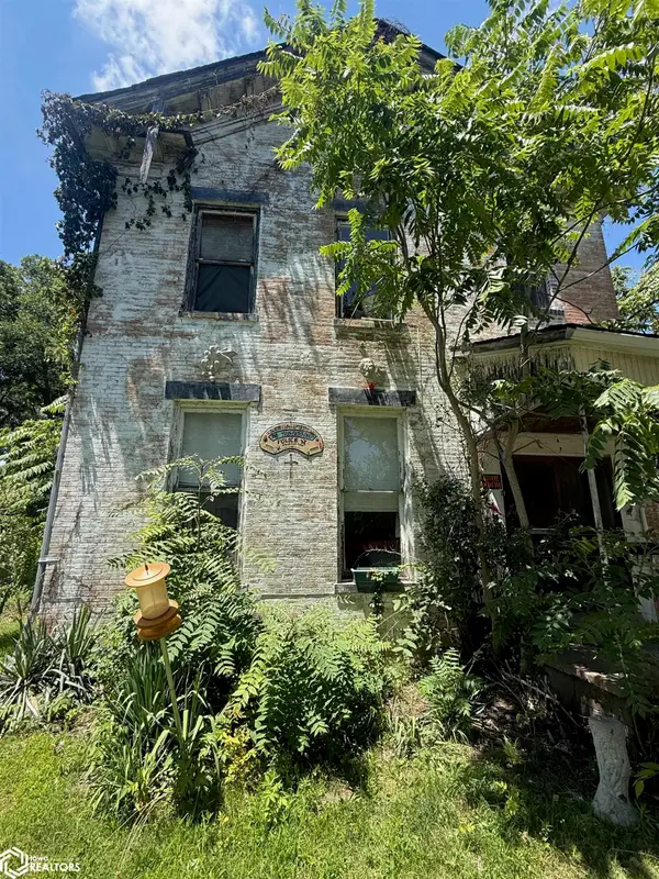 405 S Fourth Street, Warsaw, IL 62379