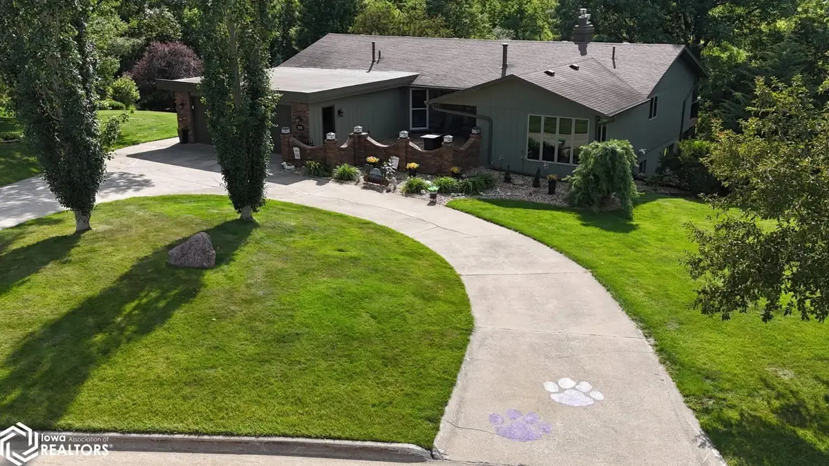 1025 N Terrace Drive, Webster City, IA 50595 - #1