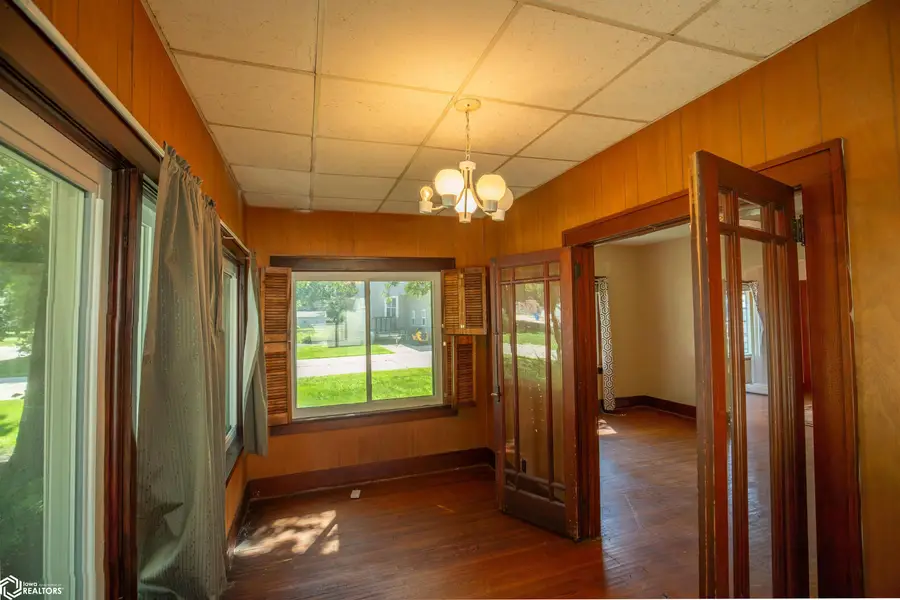306 E College, Algona, IA 50511 - #3