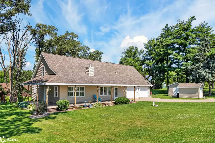 2178 C Avenue, Garwin, IA 50632 - #3