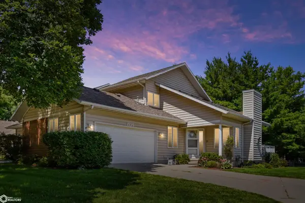 1535 Castlegar Court, Pleasant Hill, IA 50327